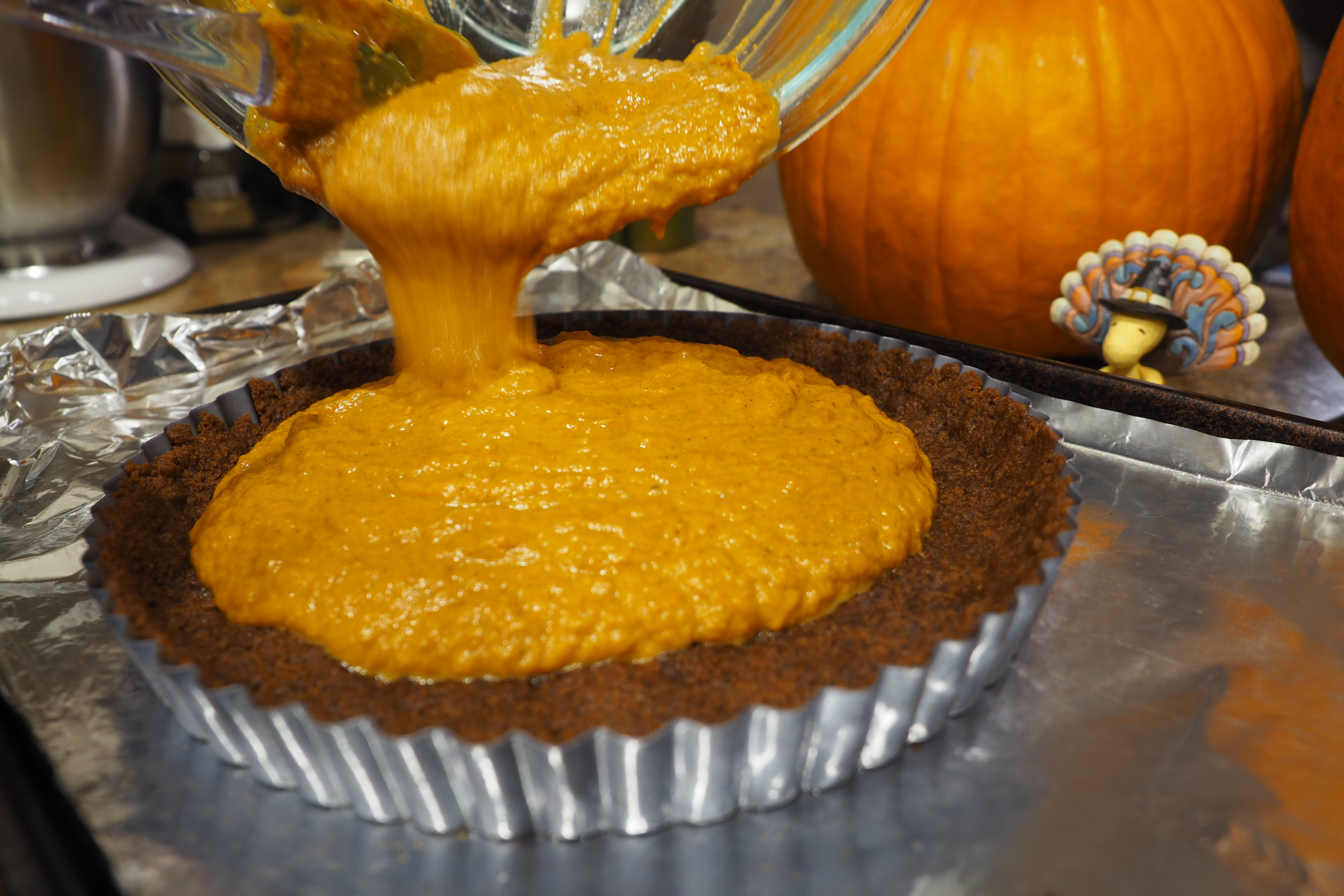 Recipe - Reduced Guilt Gingersnap Pumpkin Pie - Baking Priority